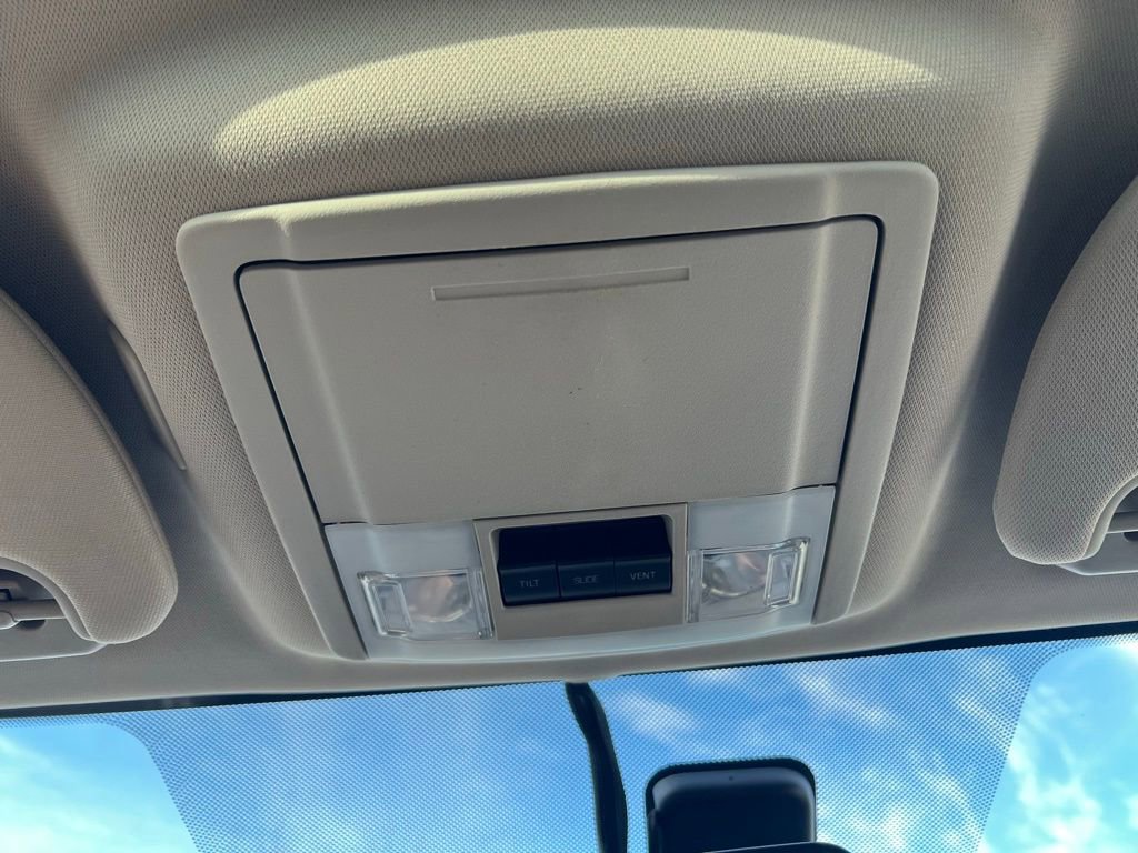 Used 2015 Lincoln Navigator 4WD image 39