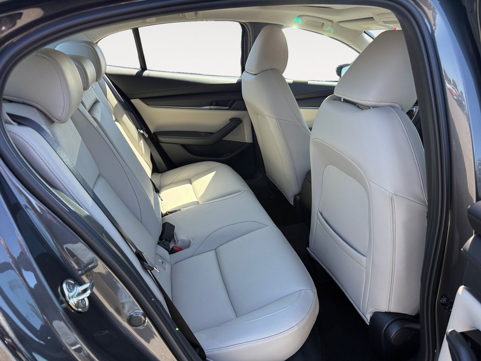New 2026 MAZDA MAZDA3 2.5 S Sedan w/ Preferred Pkg FWD image 18