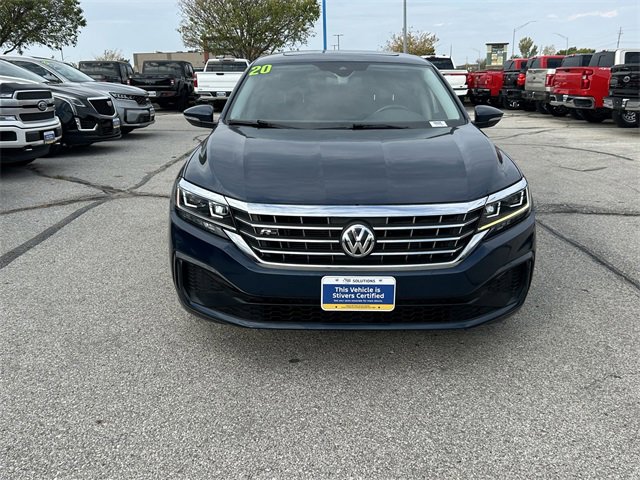 Used 2020 Volkswagen Passat 2.0T R-Line image 9