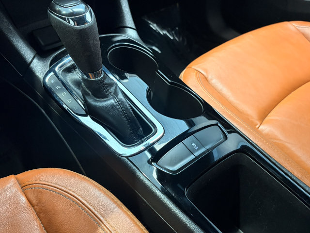 Used 2017 Chevrolet Cruze Premier FWD image 24