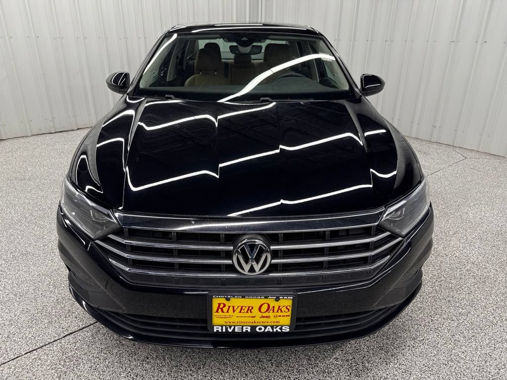 Used 2020 Volkswagen Jetta SEL FWD image 2