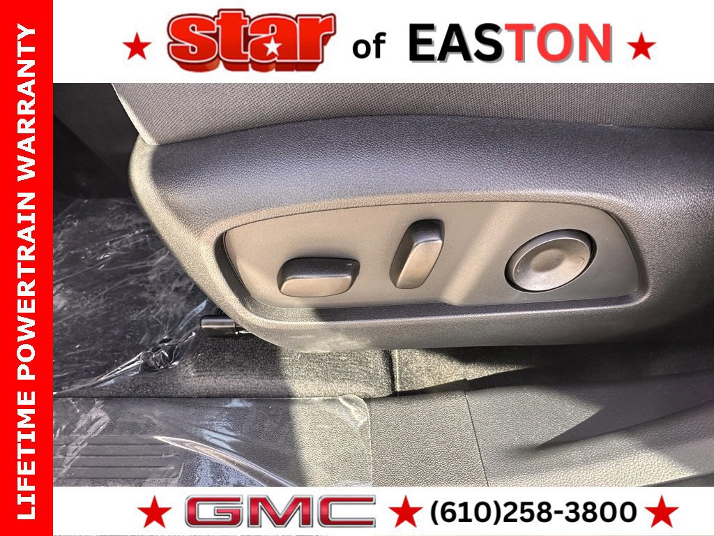 New 2026 GMC Terrain AT4 image 11