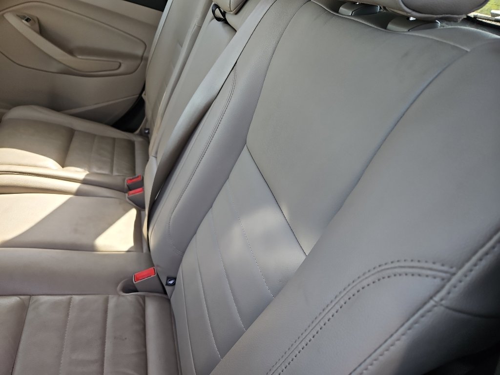 Used 2015 Ford Escape Titanium FWD image 7