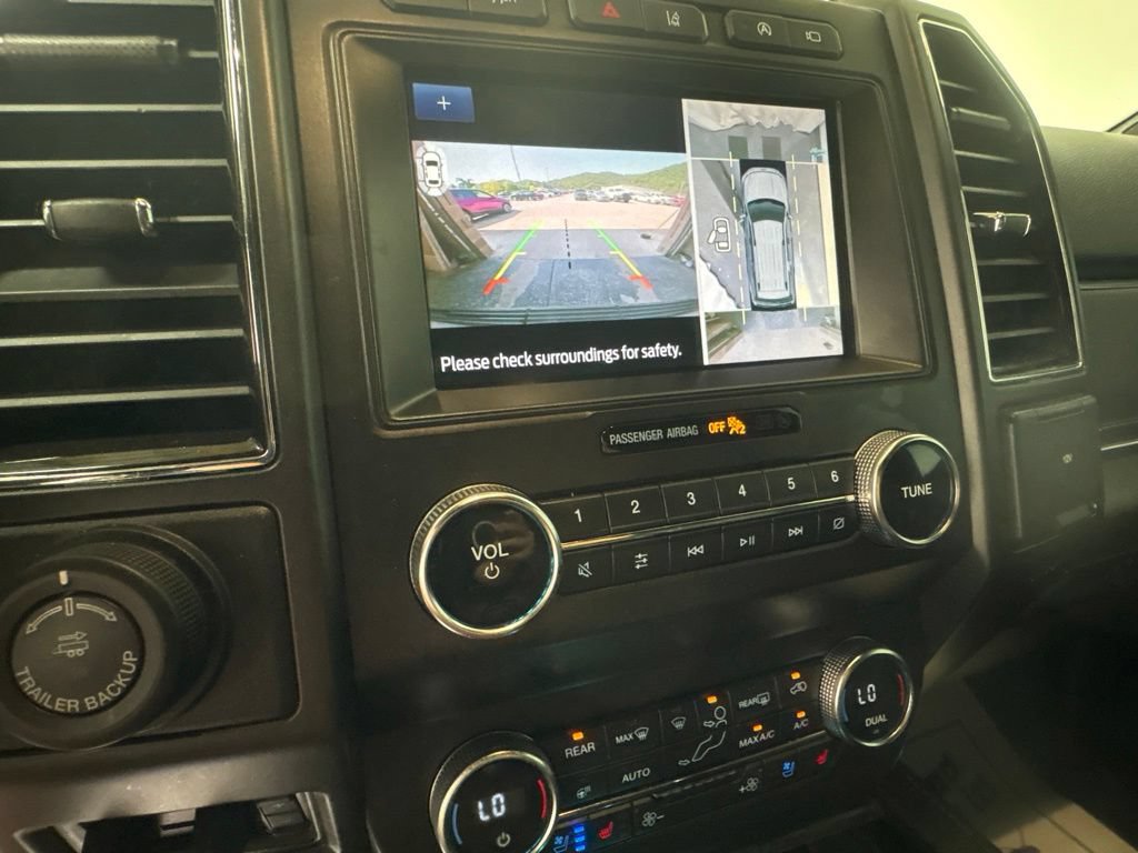 Used 2020 Ford Expedition Limited w/ Special Edition Package AWD/4WD image 30