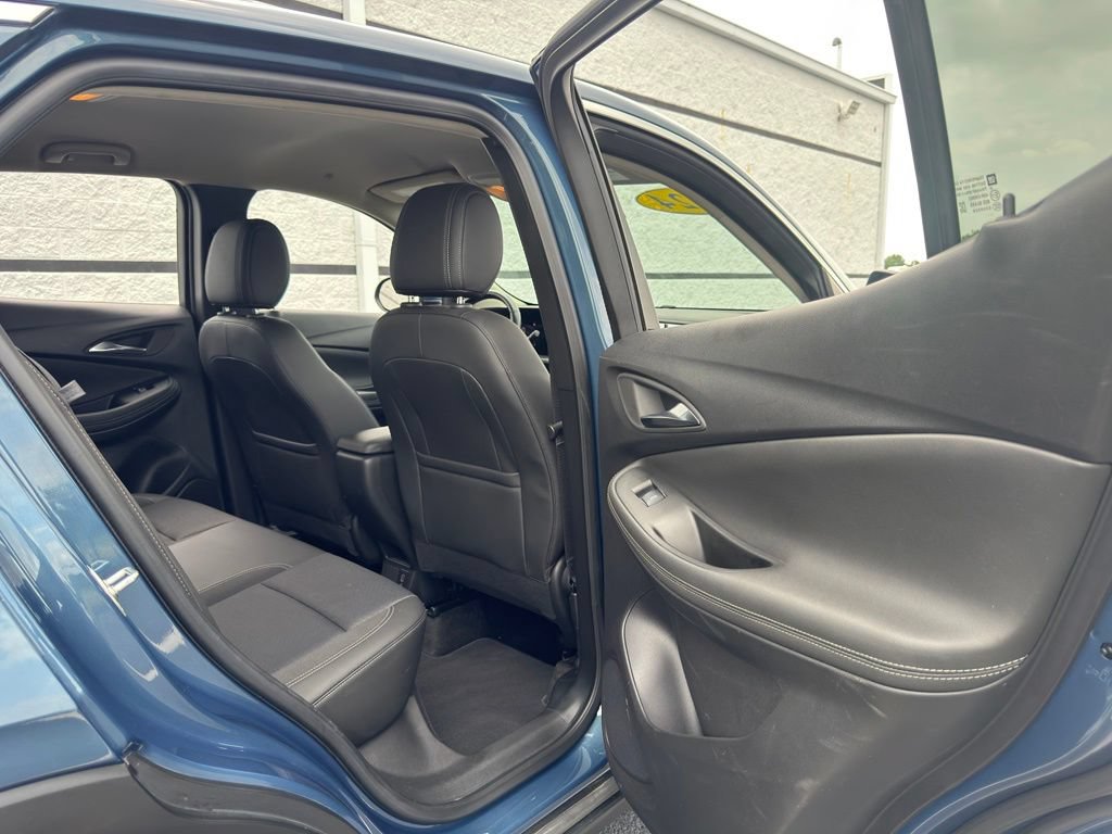 Used 2024 Buick Encore GX Preferred FWD image 27