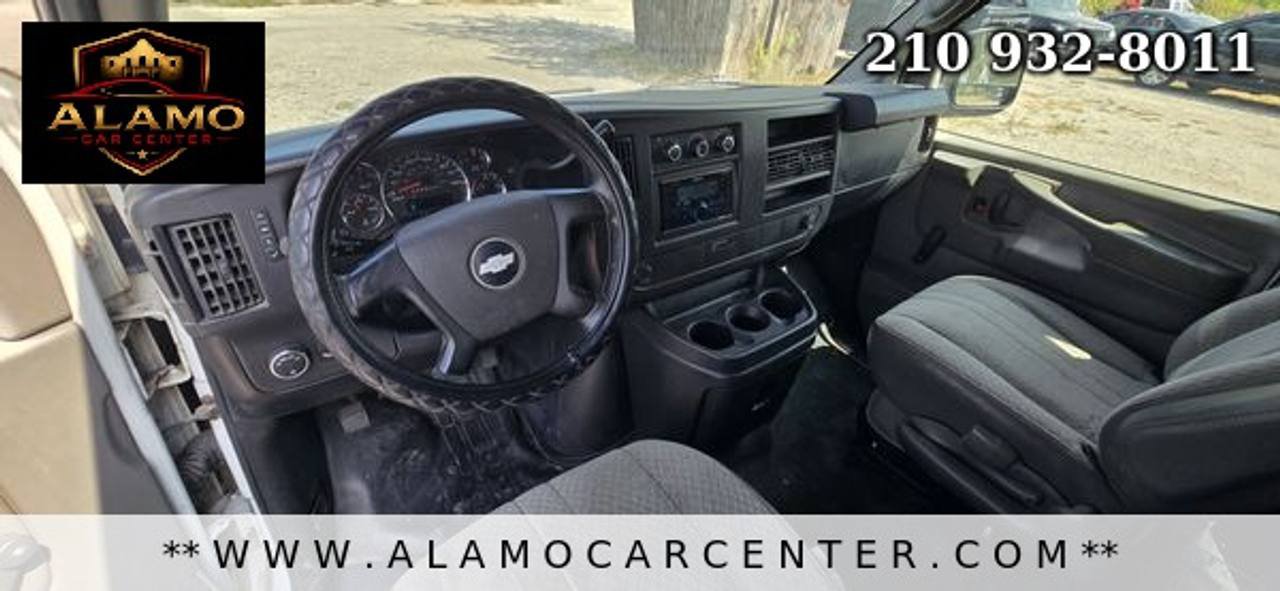 Used 2009 Chevrolet Express 1500 RWD image 28