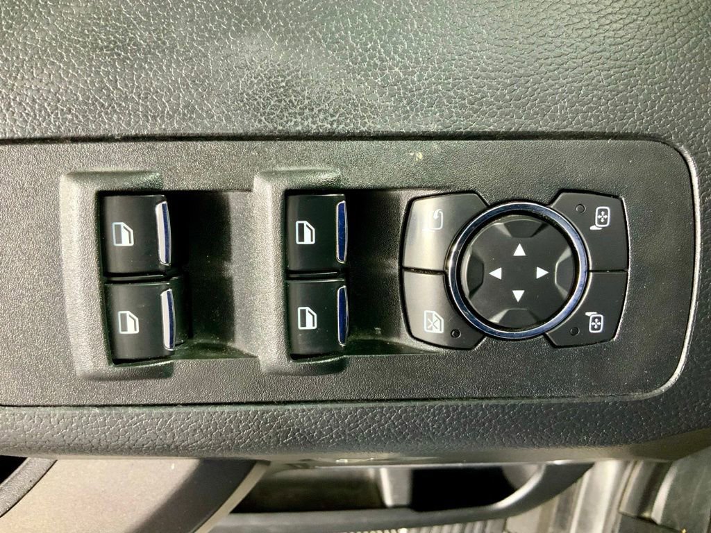 Used 2018 Ford F150 Platinum w/ Equipment Group 701A Luxury image 19