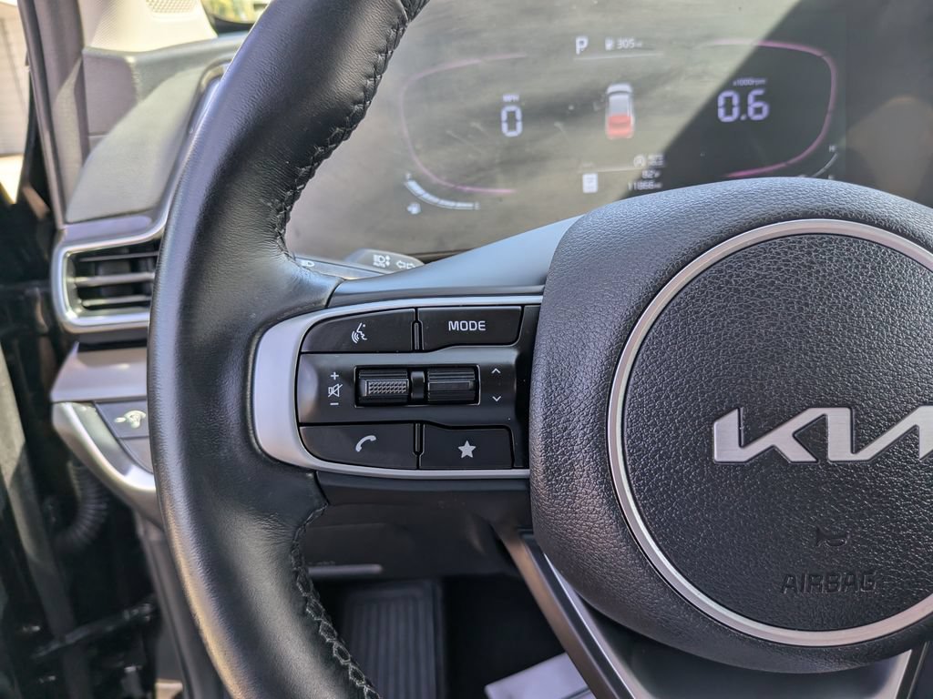 Certified 2024 Kia Sportage EX FWD image 30