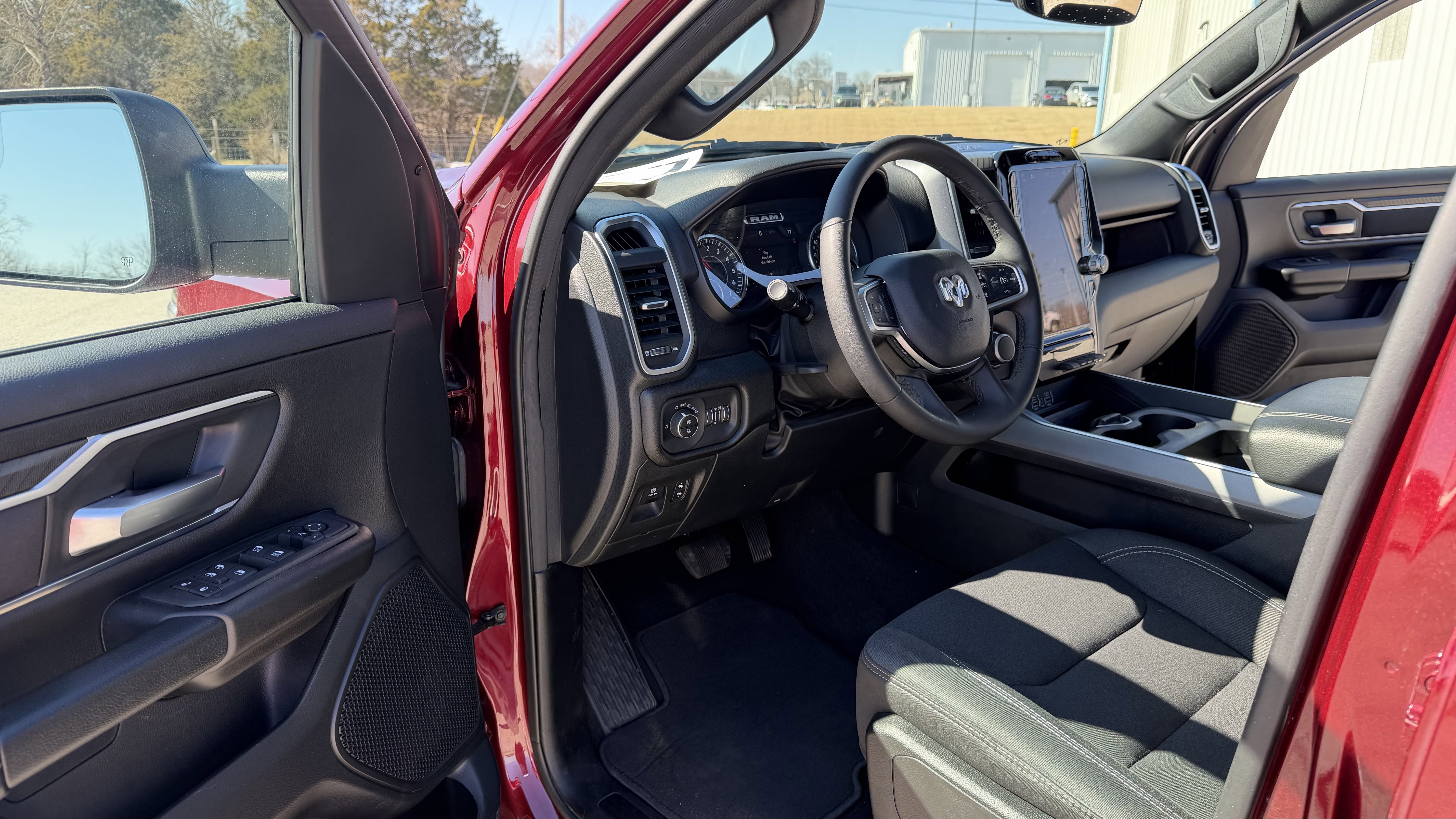 Used 2025 RAM 1500 Big Horn AWD/4WD image 13