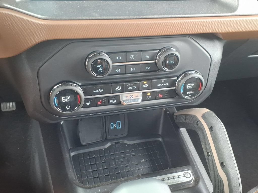New 2024 Ford Bronco Outer Banks AWD/4WD image 23