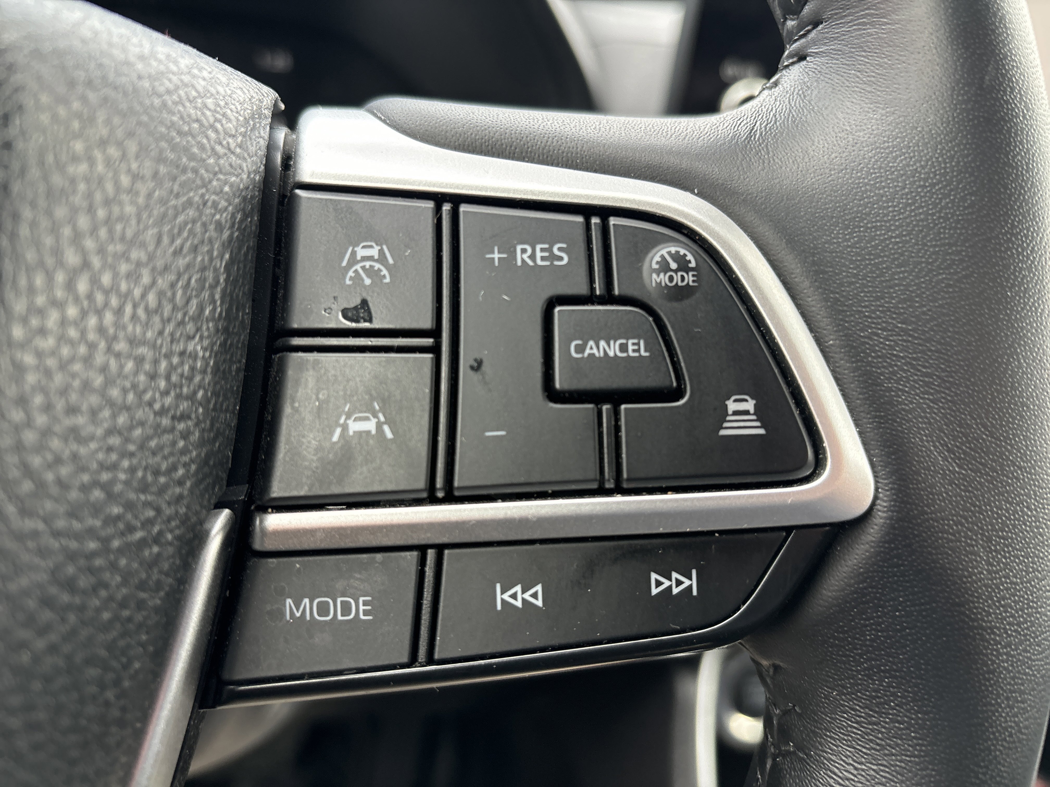 Used 2025 Toyota Grand Highlander AWD image 21