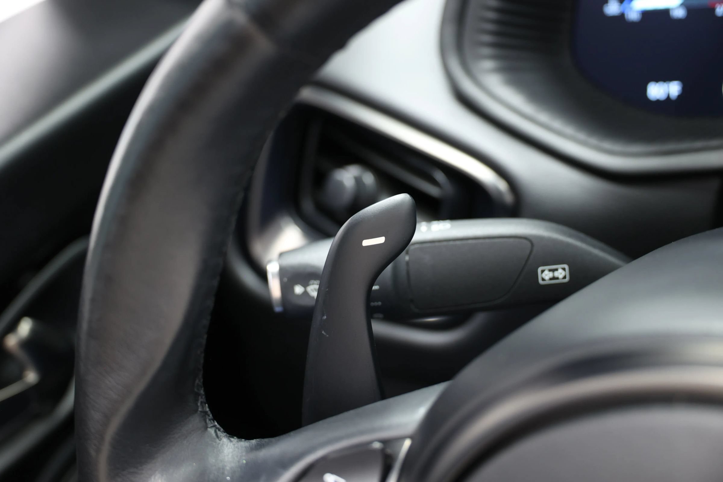 Used 2019 Aston Martin DB11 Volante RWD image 30