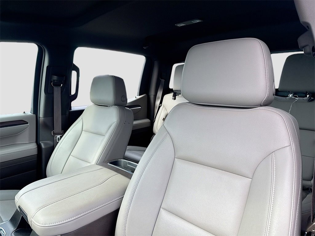 Used 2023 GMC Sierra 1500 SLT image 13