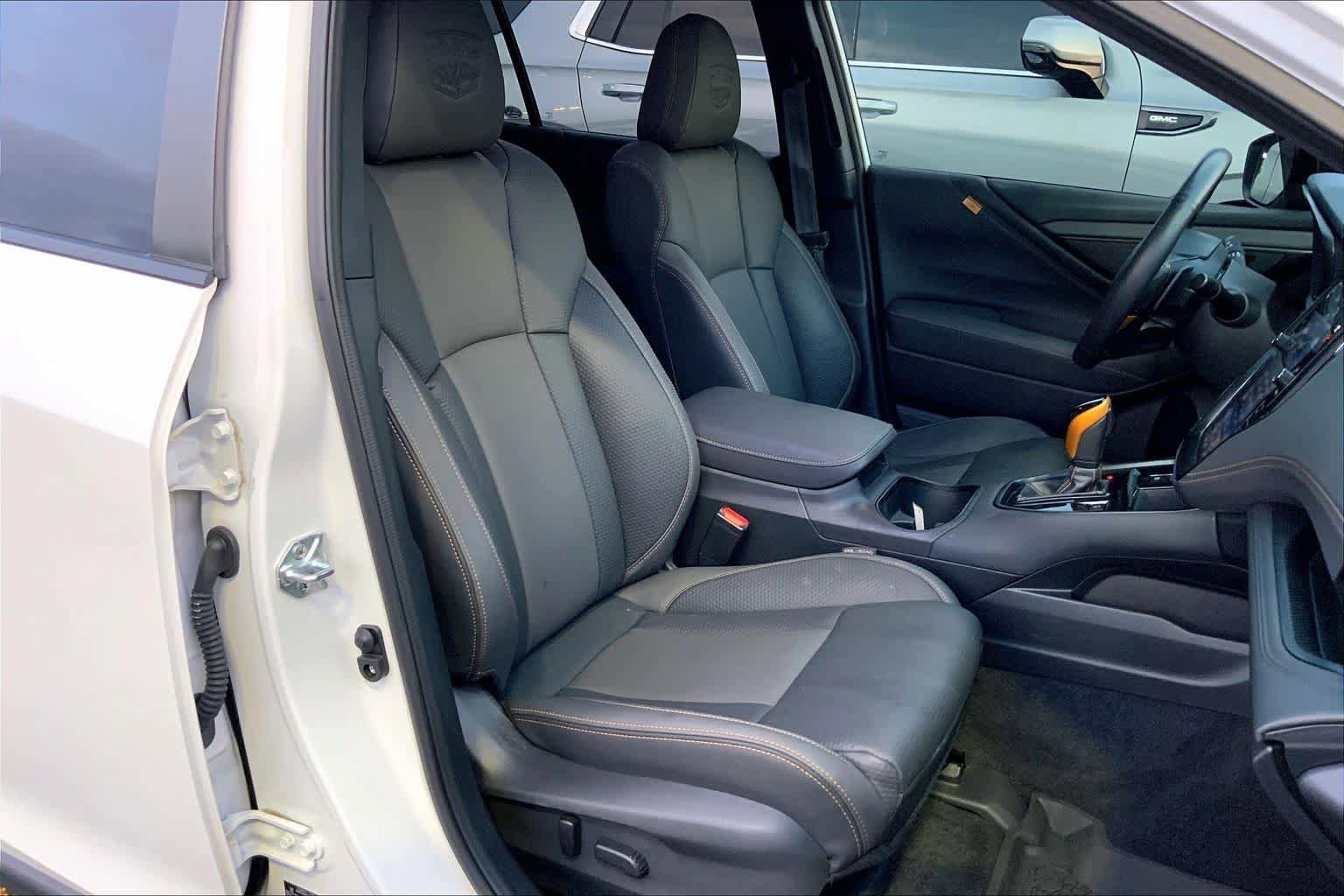 Used 2025 Subaru Outback Wilderness AWD/4WD image 9