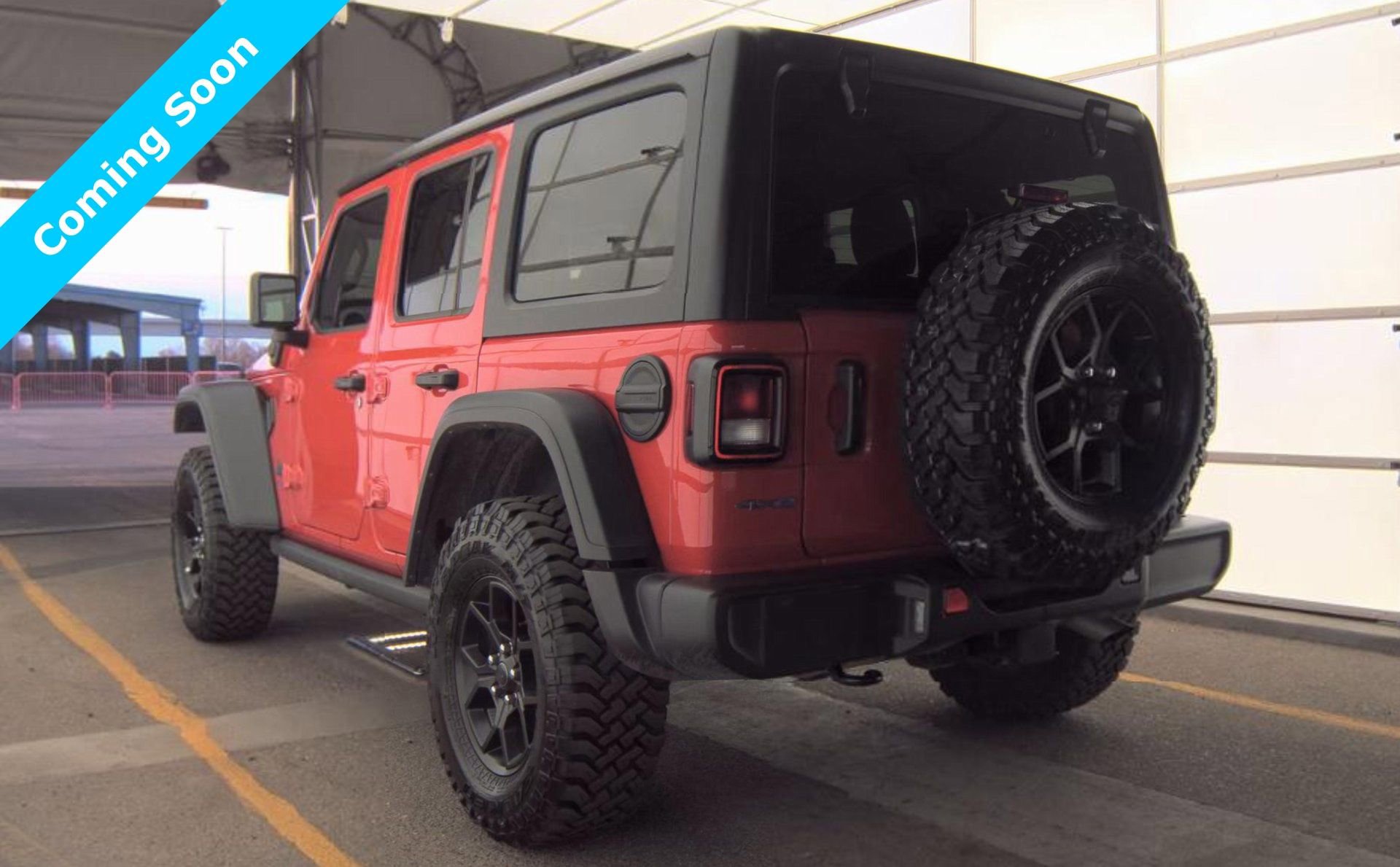 Used 2025 Jeep Wrangler Willys 4xe image 4