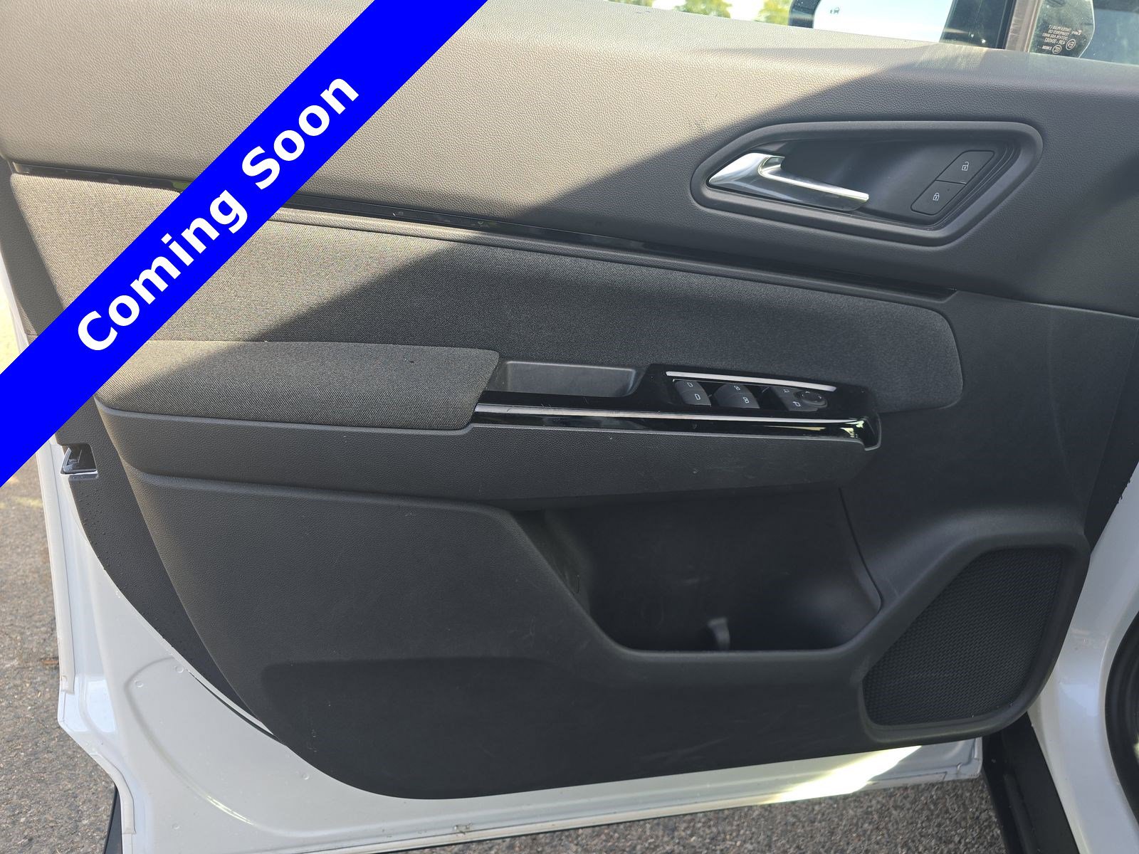 Used 2024 Honda Prologue EX image 10