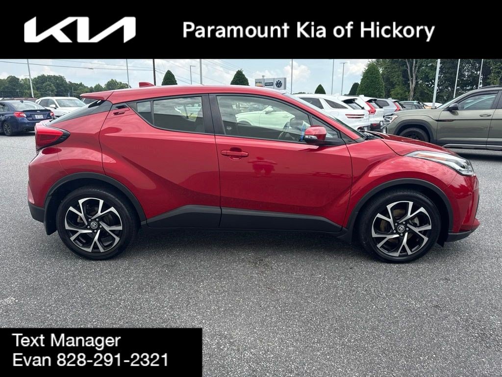 Used 2021 Toyota C-HR XLE FWD image 8