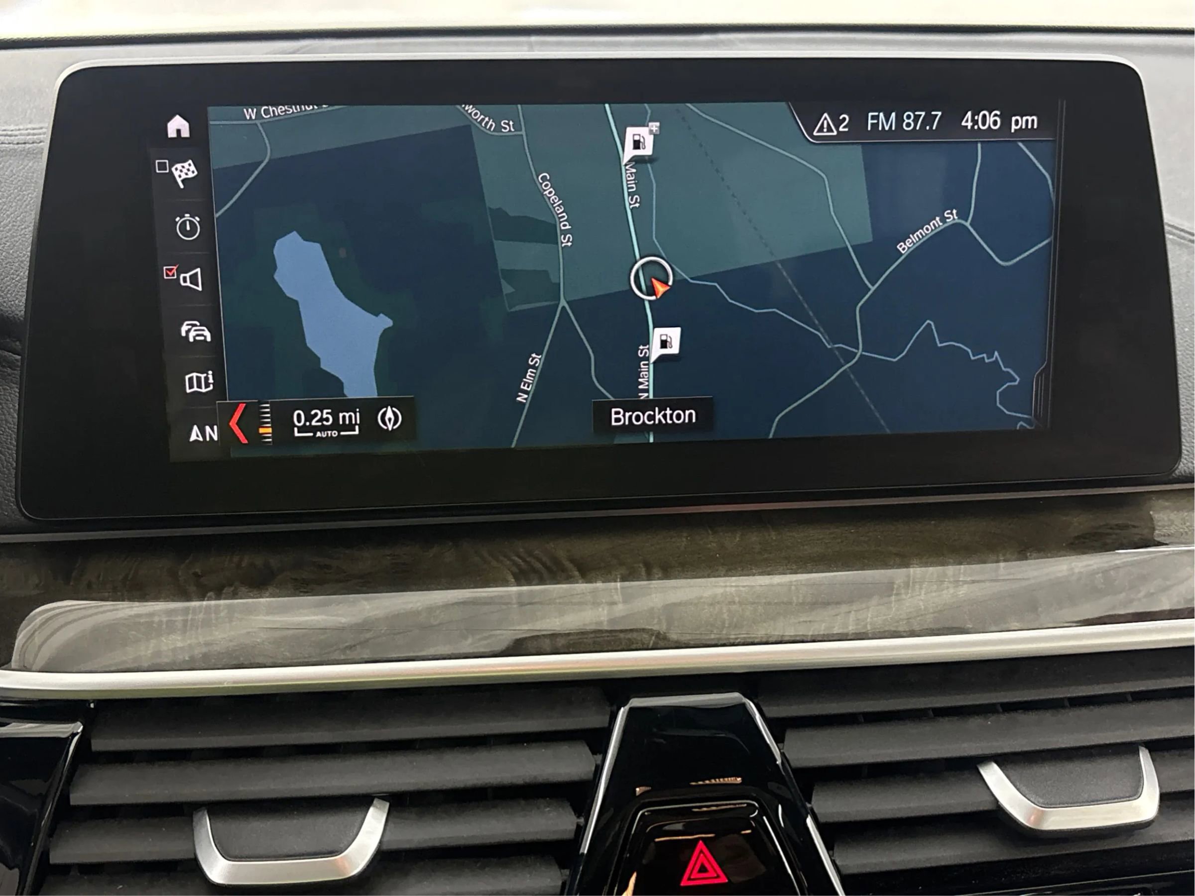 Used 2017 BMW 540i xDrive image 37