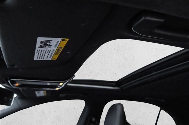 Used 2023 Mercedes-Benz C 300 4MATIC Sedan image 11