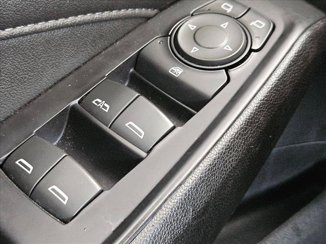 Used 2023 Chevrolet Traverse LT FWD image 20