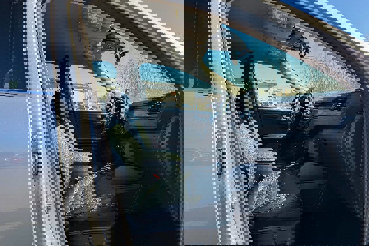 Used 2020 Ford Escape Titanium image 11