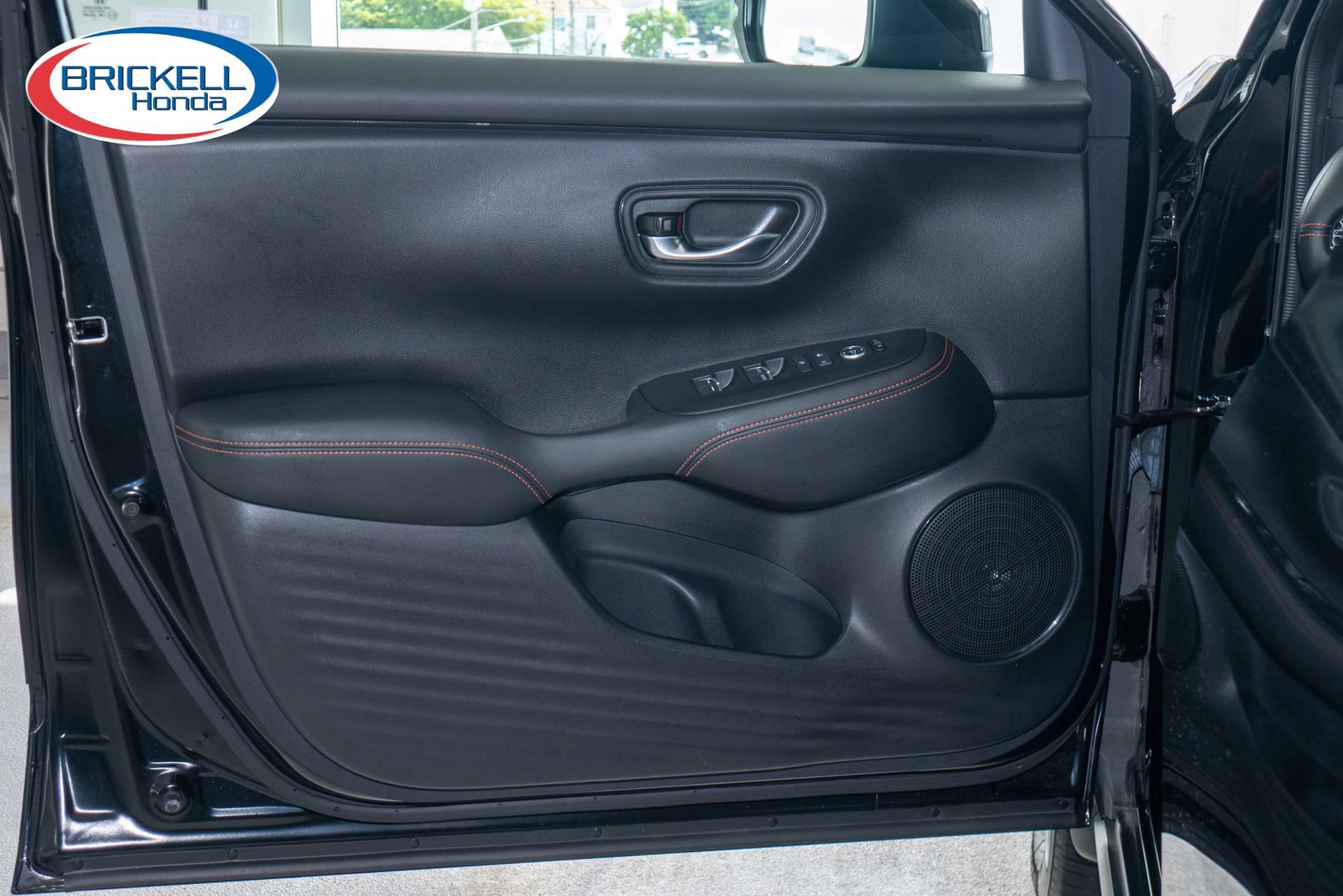 Used 2024 Honda HR-V Sport image 11