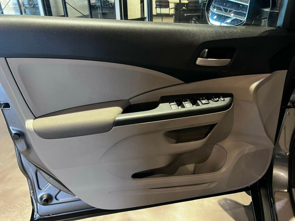Used 2014 Honda CR-V LX image 10