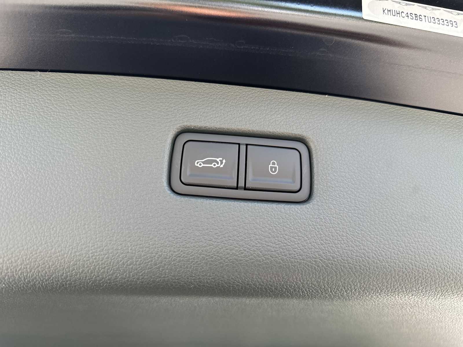 New 2026 Genesis GV80 2.5T RWD image 25