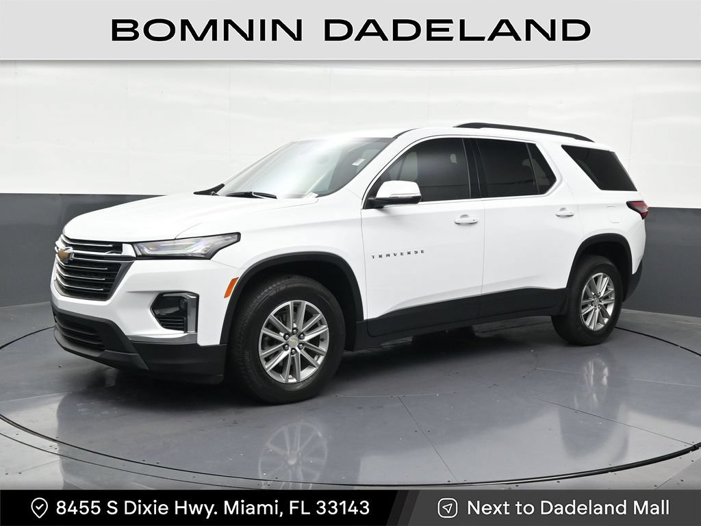 Used 2023 Chevrolet Traverse LT