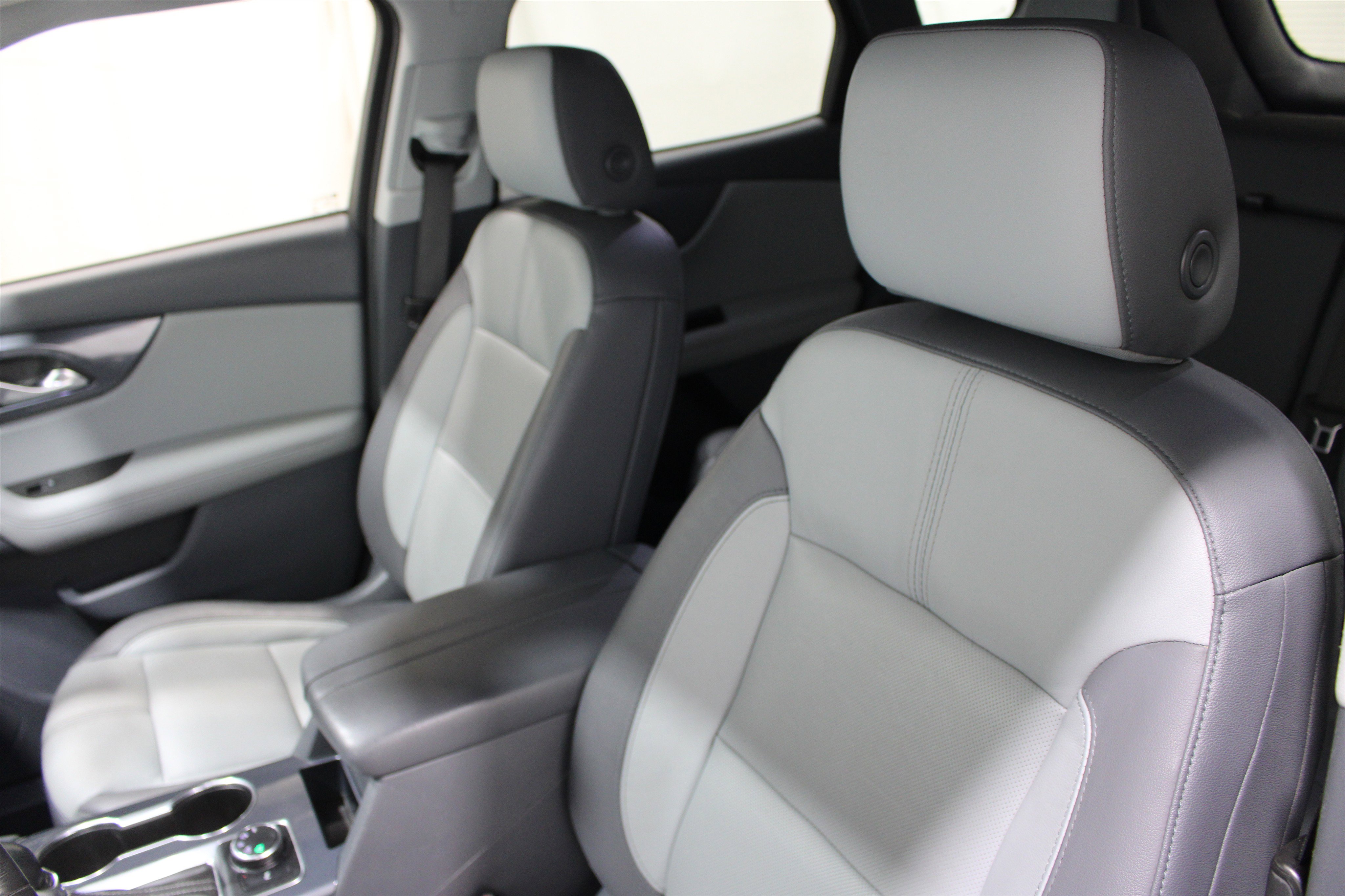 Used 2020 Chevrolet Blazer LT AWD/4WD image 4