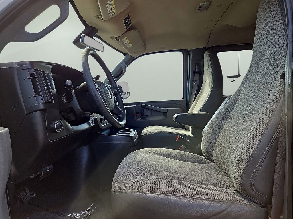 Used 2019 Chevrolet Express 3500 LT w/ LT Preferred Equipment Group image 21