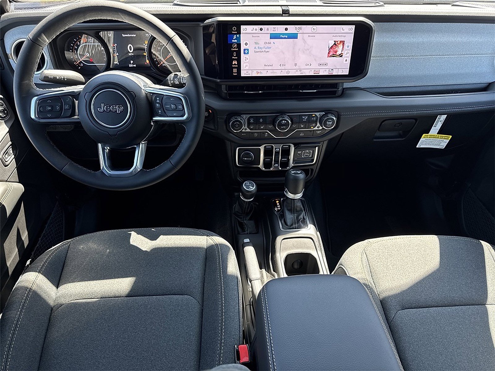 New 2025 Jeep Wrangler Unlimited Sahara AWD/4WD image 5