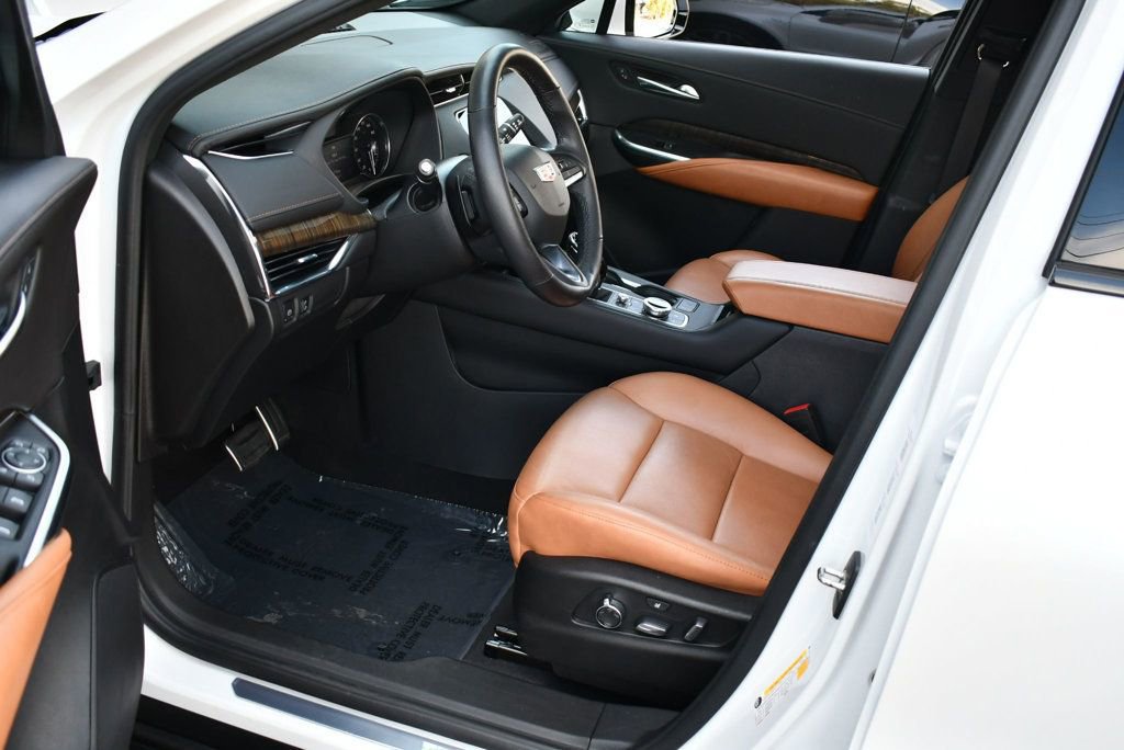 Used 2021 Cadillac XT4 Sport image 38
