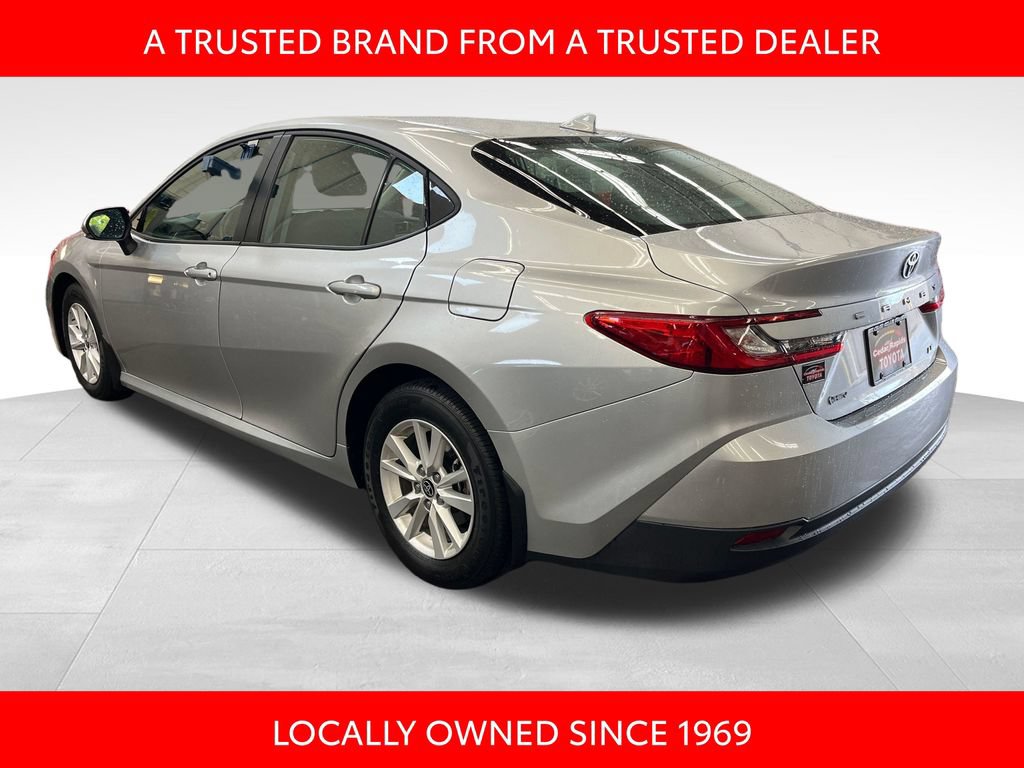 Certified 2025 Toyota Camry LE FWD image 4