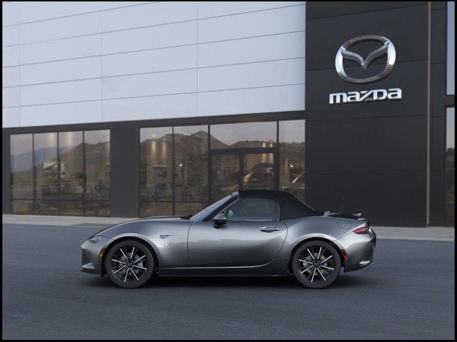 New 2026 MAZDA MX-5 Miata Grand Touring RWD image 3