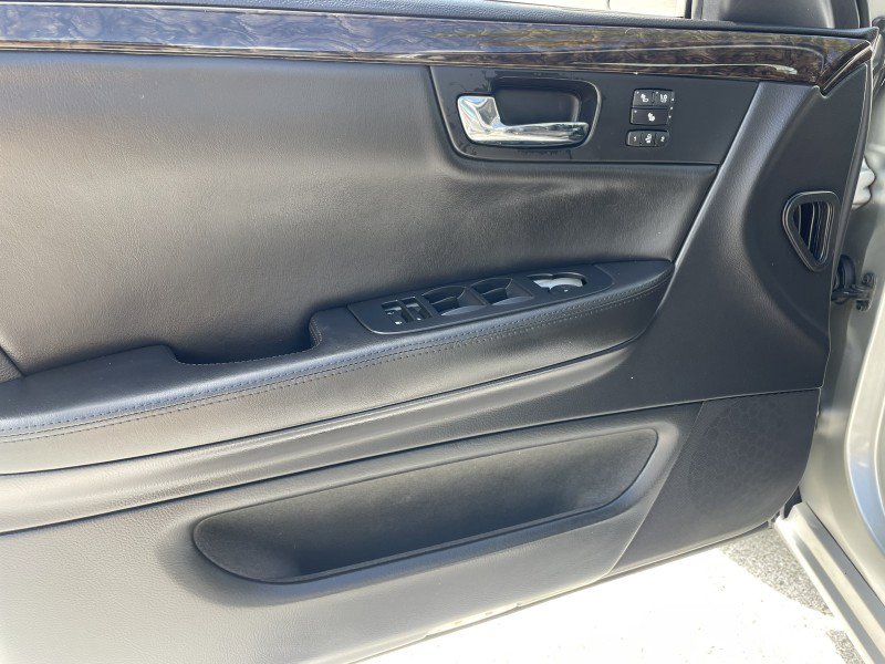 Used 2008 Cadillac DTS w/ Sun And Sound Package image 23