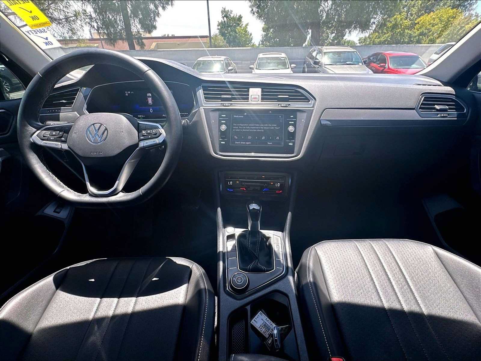 Used 2022 Volkswagen Tiguan SE AWD/4WD image 17