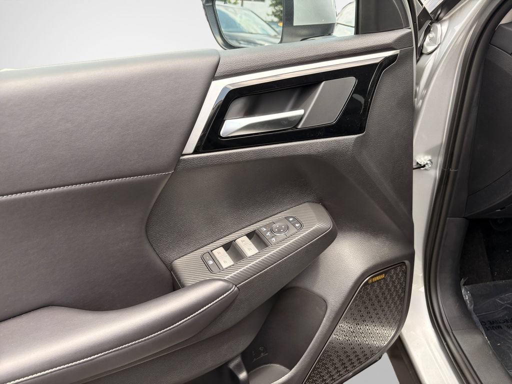 New 2026 Mitsubishi Outlander SE AWD/4WD image 14