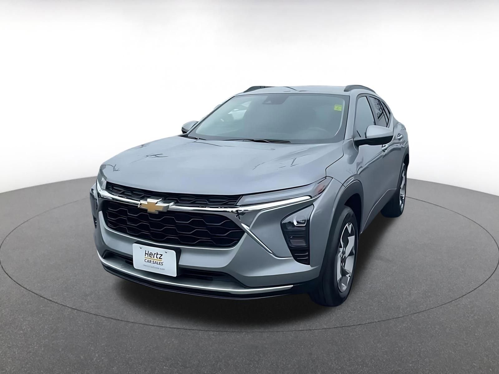 Used 2025 Chevrolet Trax LT image 7