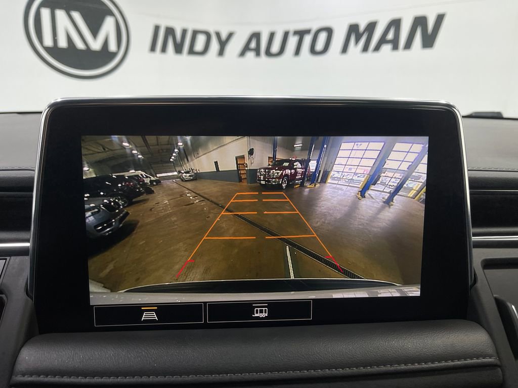 Used 2021 Chevrolet Suburban LT image 10