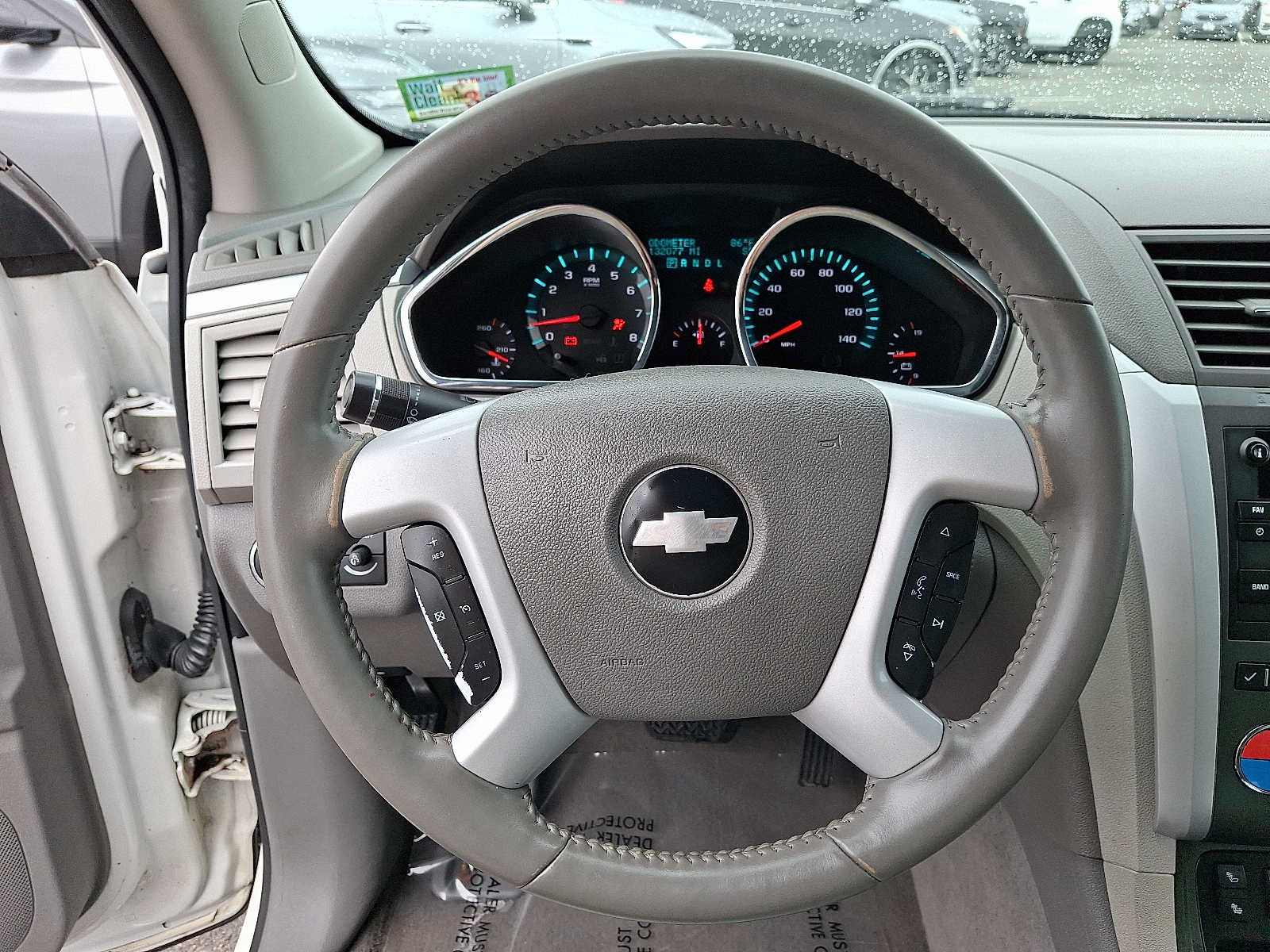 Used 2010 Chevrolet Traverse LT w/ Personal Connectivity Package FWD image 18