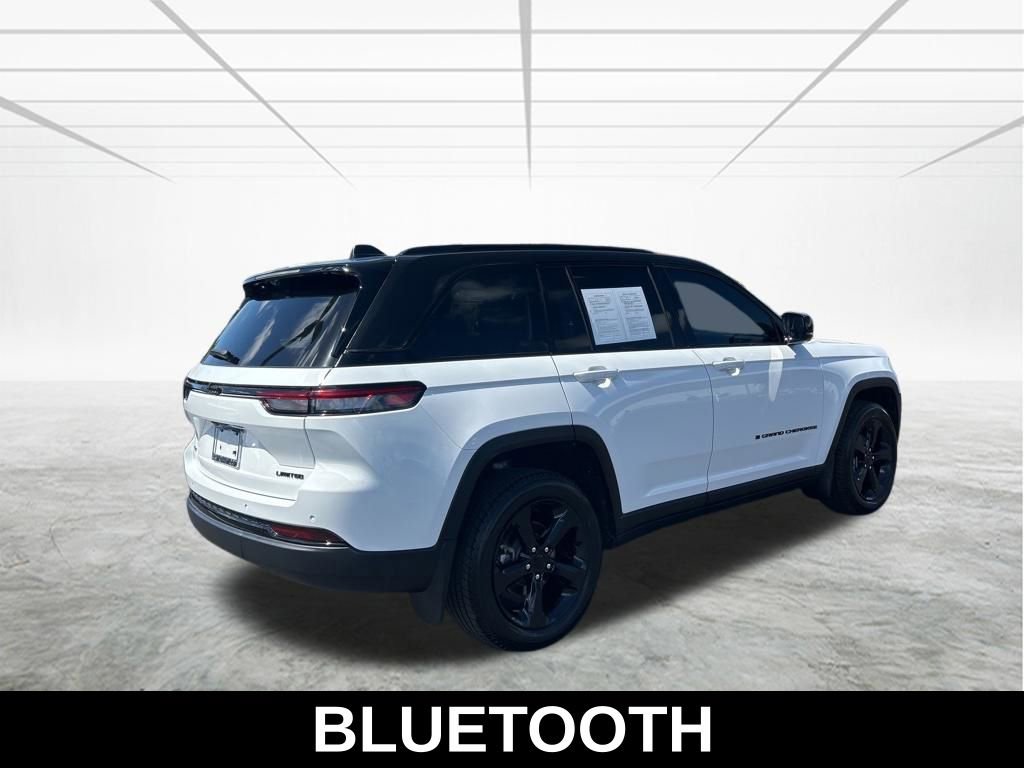 Certified 2023 Jeep Grand Cherokee Limited w/ Luxury Tech Group II image 5
