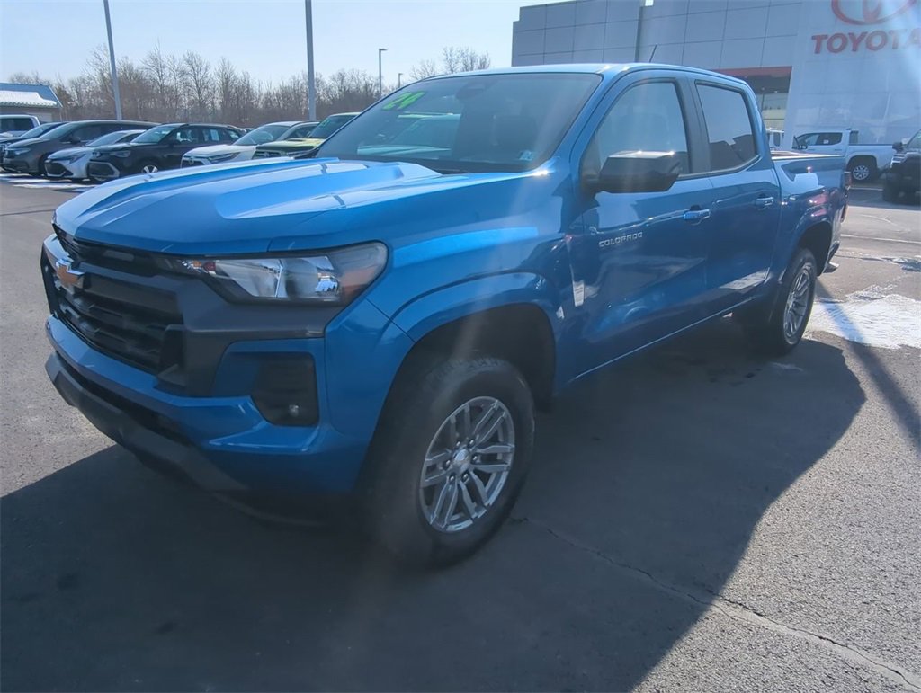 Used 2024 Chevrolet Colorado LT w/ LT Convenience Package II image 4