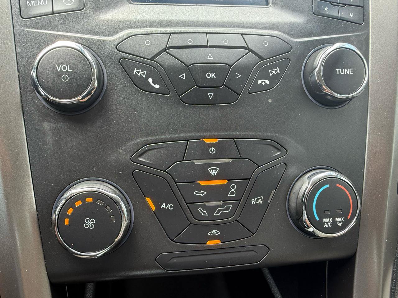 Used 2019 Ford Fusion S FWD image 11