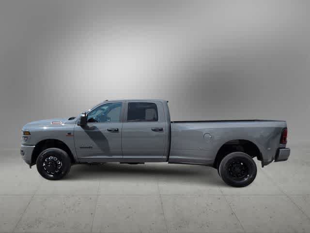 New 2026 RAM 3500 Big Horn AWD/4WD image 5