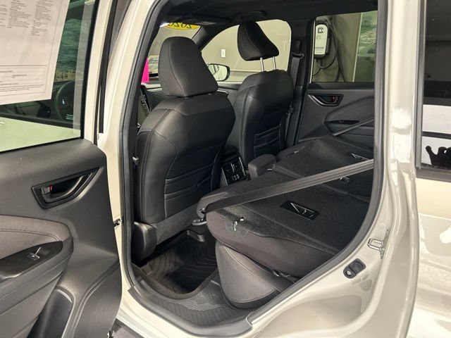 Used 2026 Subaru Forester Premium AWD/4WD image 24