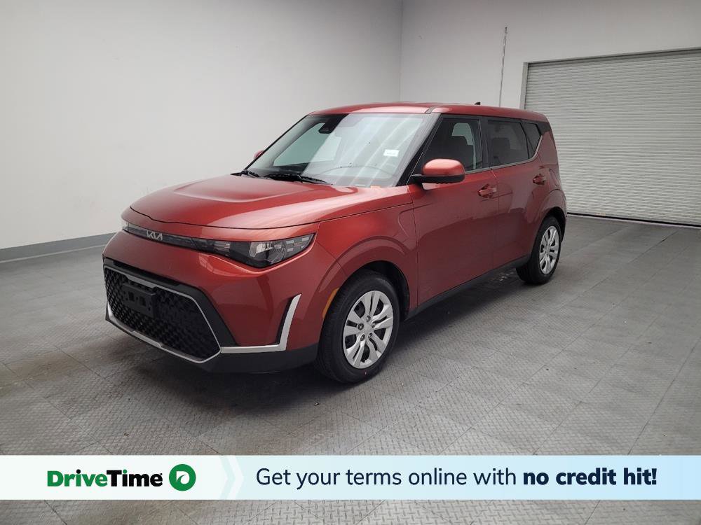 Used 2023 Kia Soul LX FWD image 1