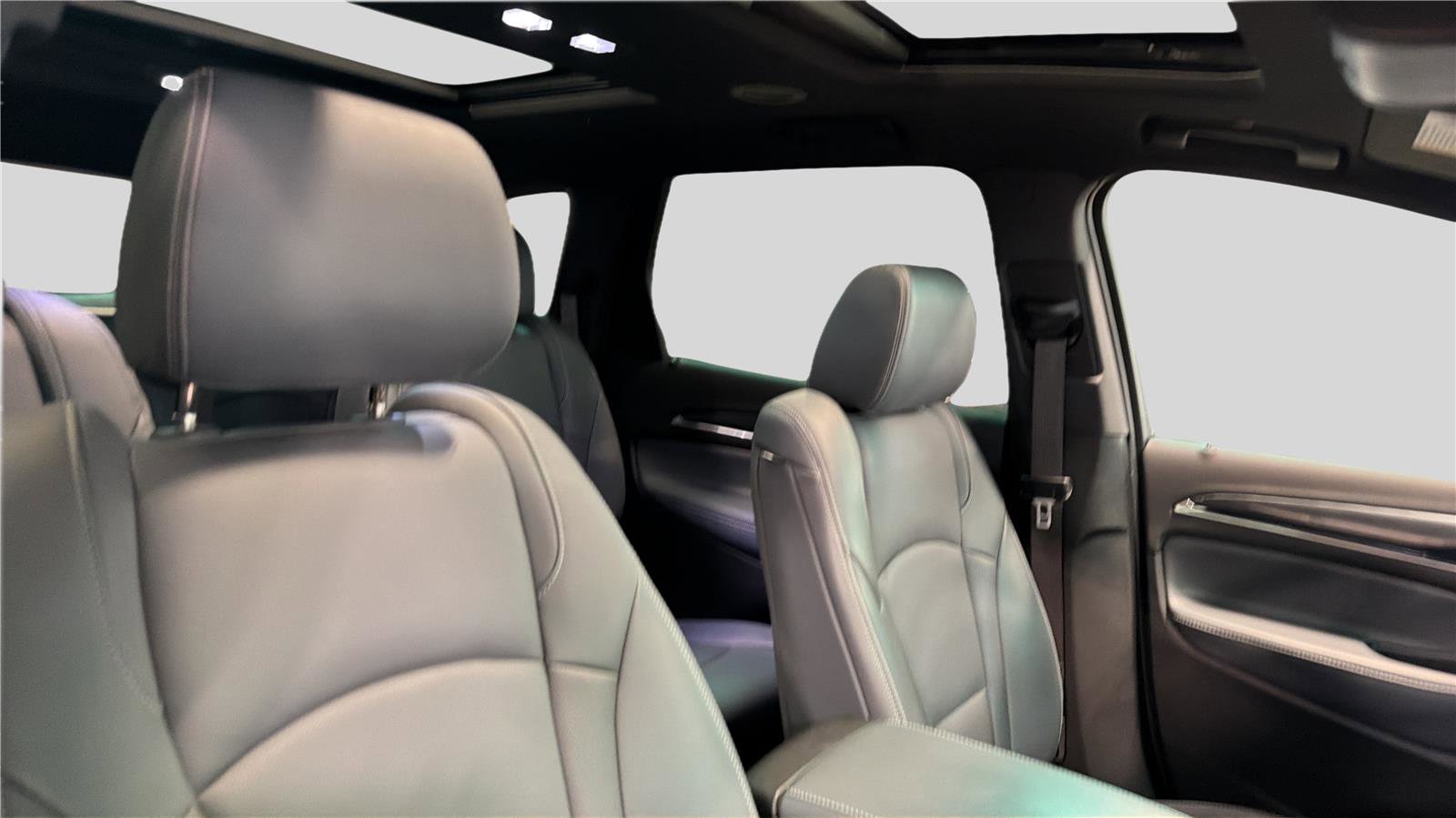 Used 2023 Buick Enclave Essence w/ Experience Buick Package image 27