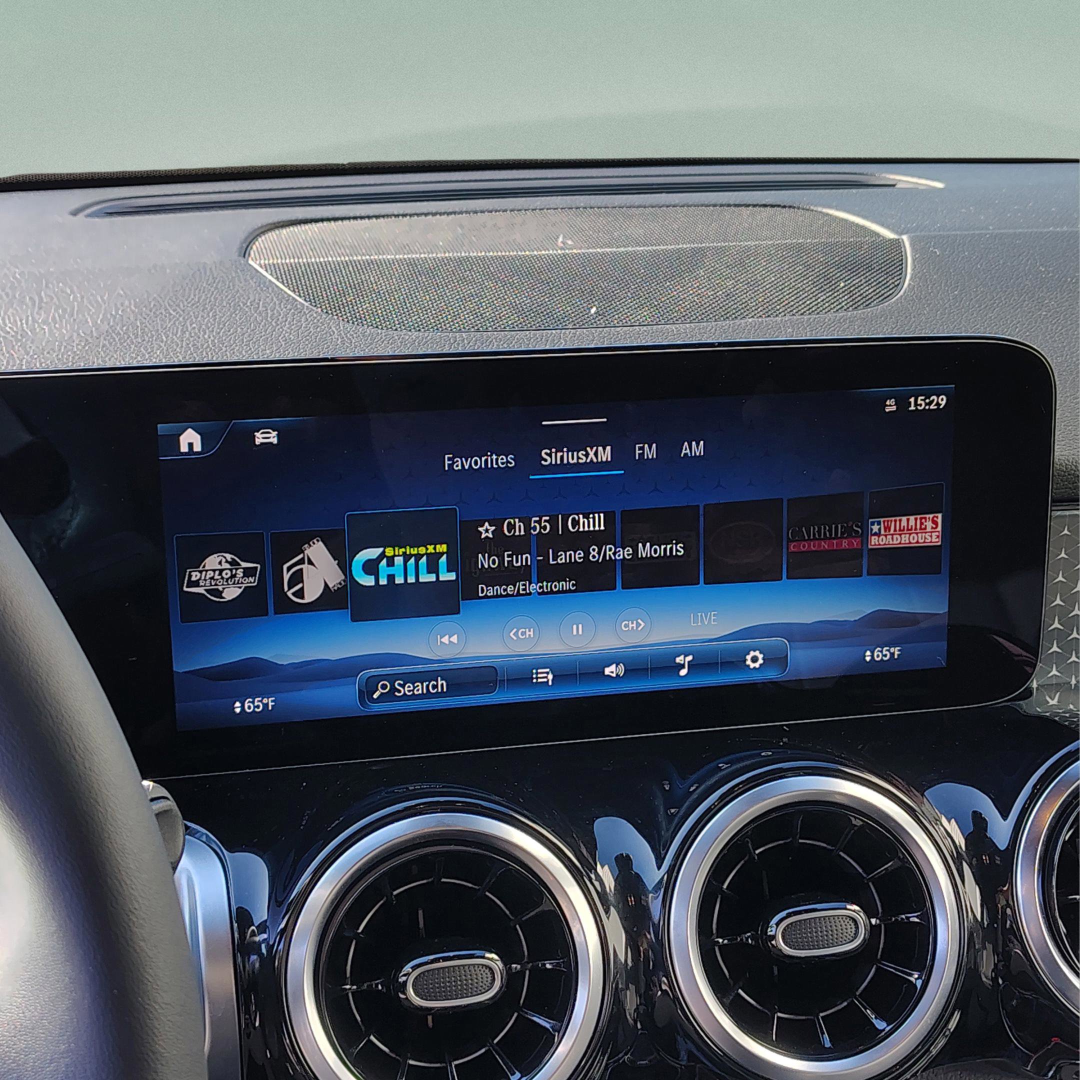 Used 2026 Mercedes-Benz GLB 250 image 25