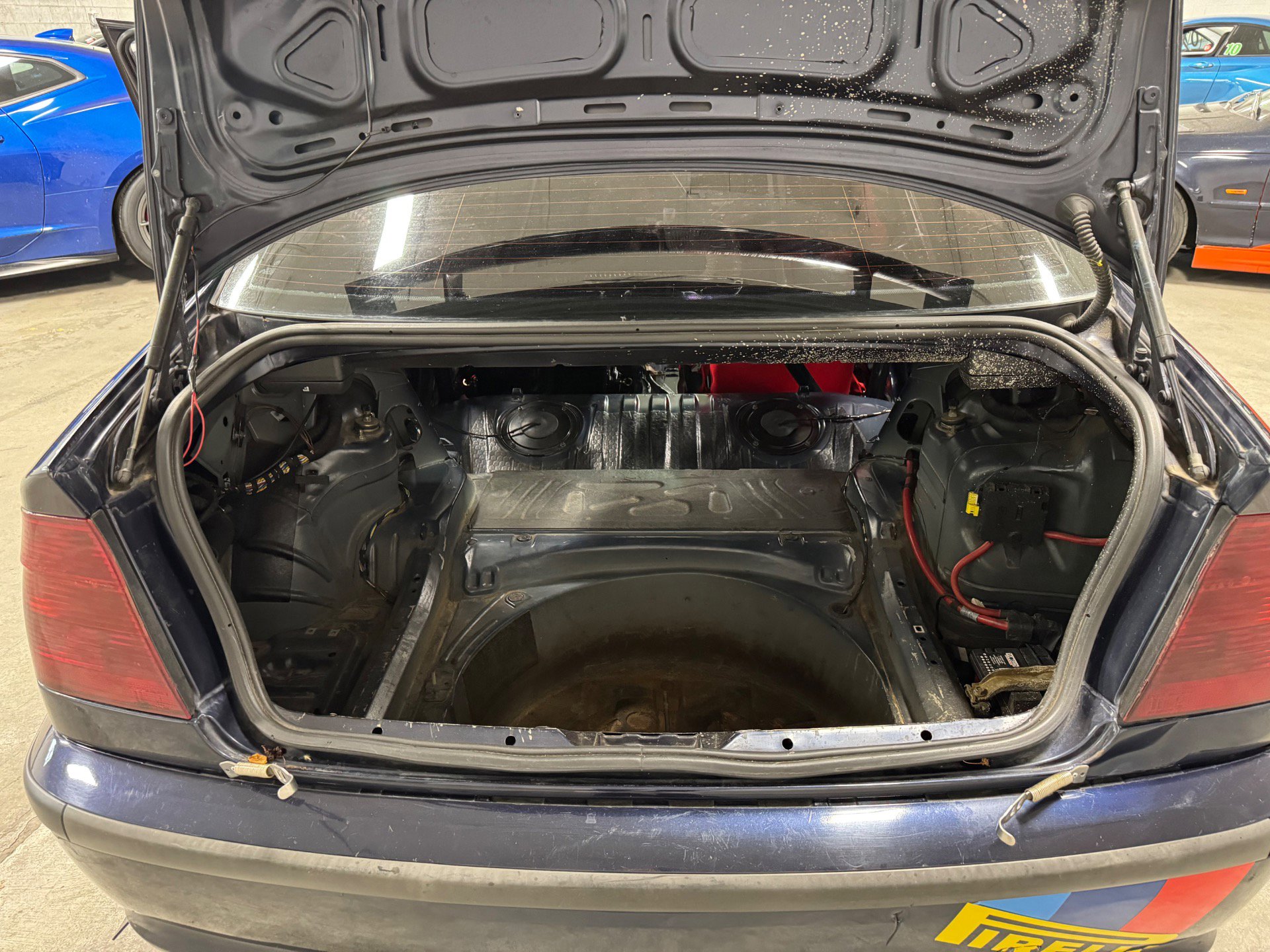 Used 2003 BMW 325i Sedan image 74